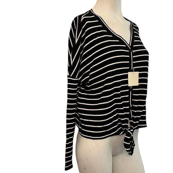 GOOD LUCK GEM Ladies Large Button Front Blouse Tie Front Long Sleeve Striped NWT - Picture 3 of 5